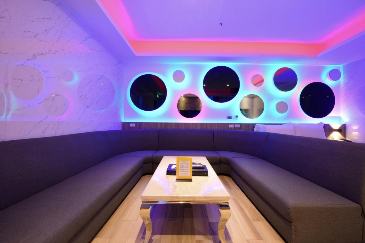 W3 Motel Luzhu Экстерьер фото
